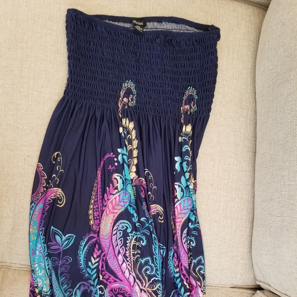 Tube dress fits med and large